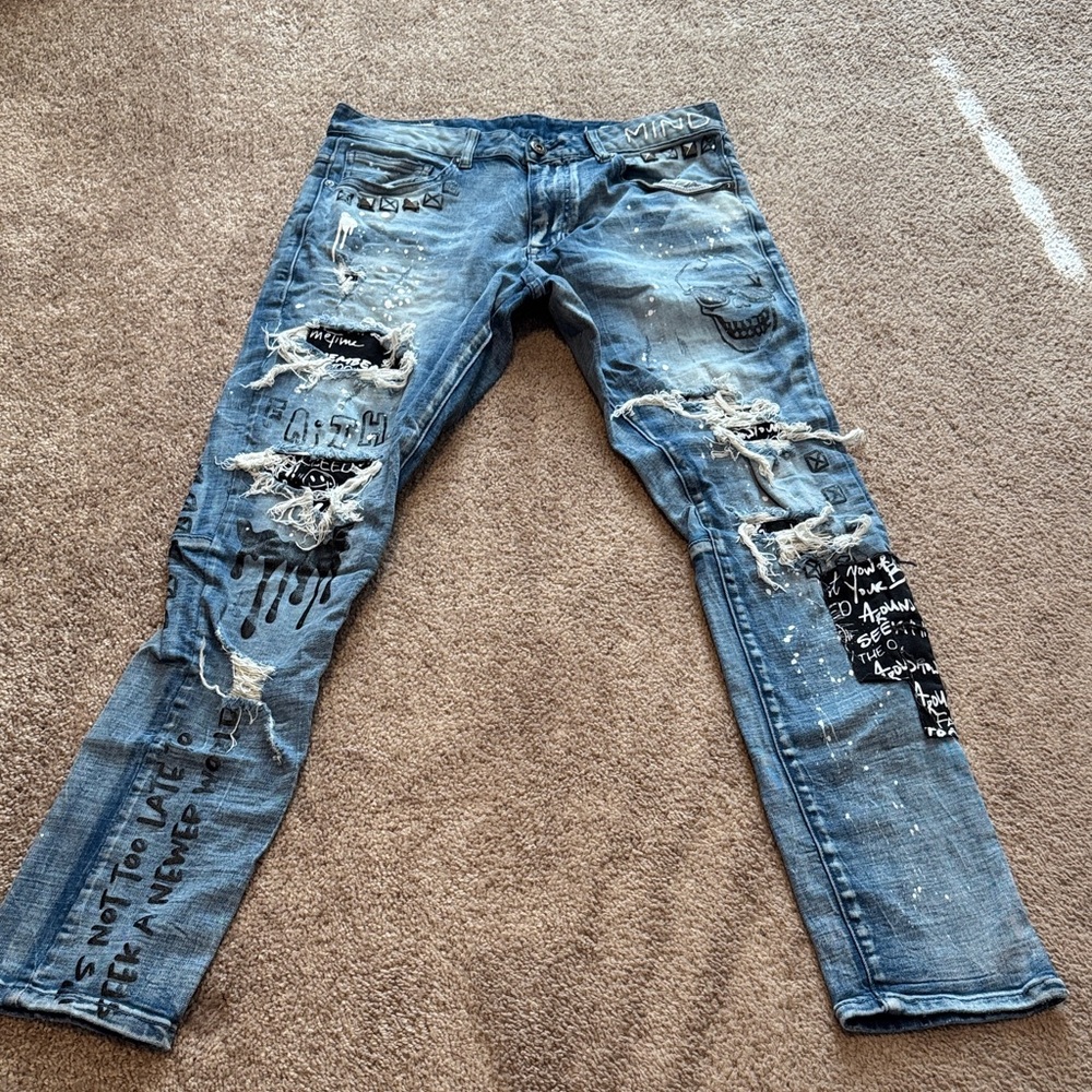 Trendy Distressed Blue Jeans for Men 32x32